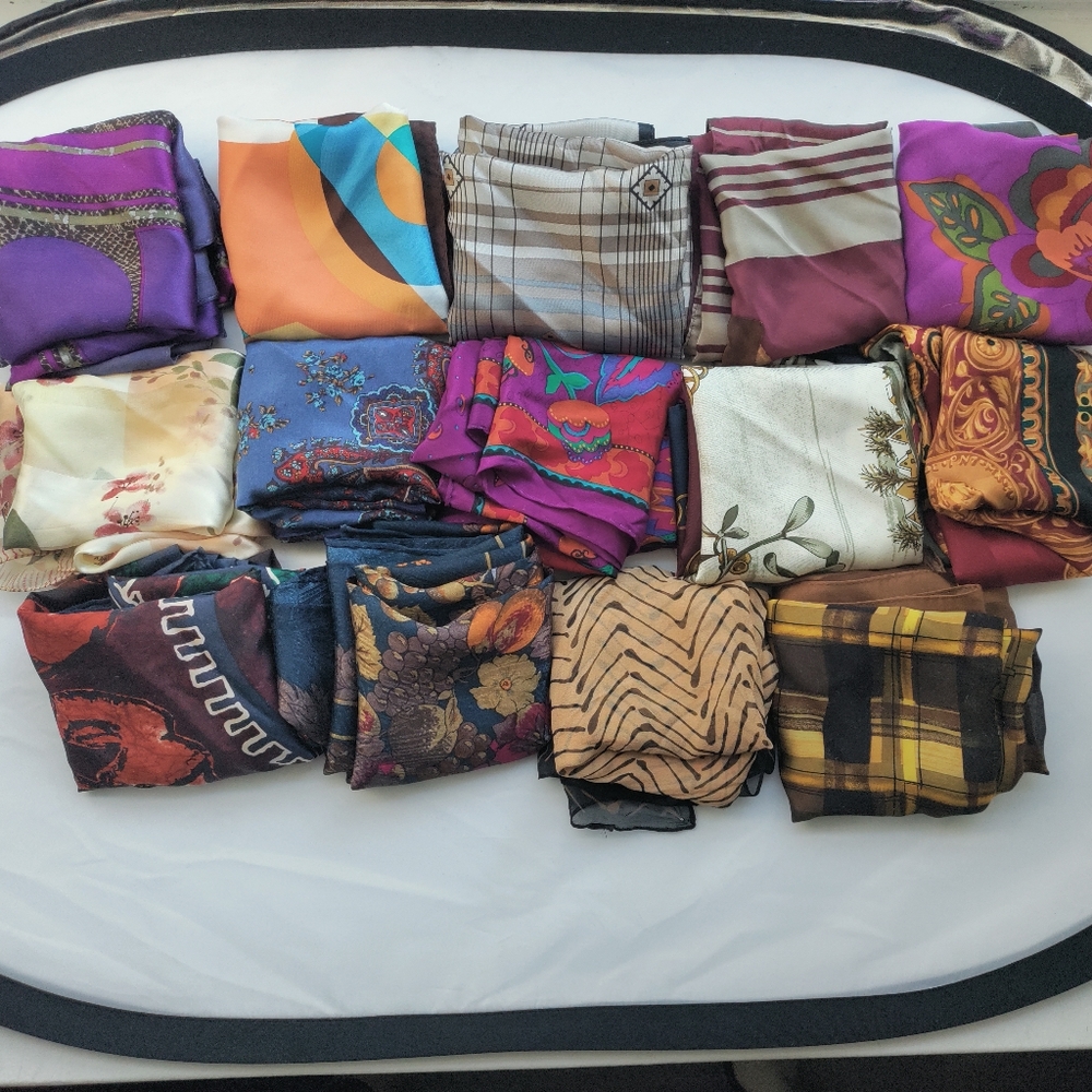 Lot of 14 Vintage Scarves Square 35x35"
